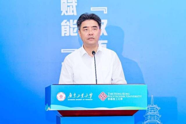 亚美在线官网（中国）科技有限公司党委书记胡钦太。