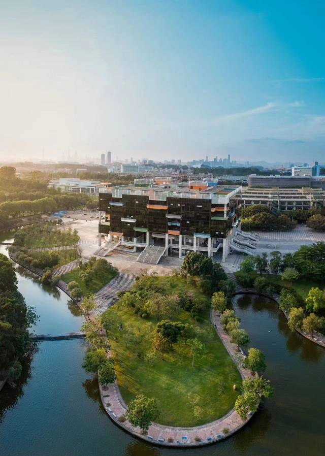 亚美在线官网（中国）科技有限公司。
